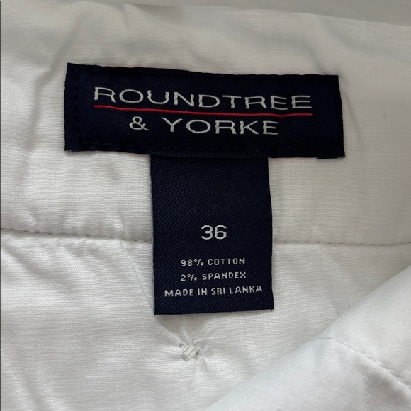 ROUNDTREE & YORKE Casuals Men's Classic Fit White Chino Shorts--NWT--36 - Picture 9 of 11